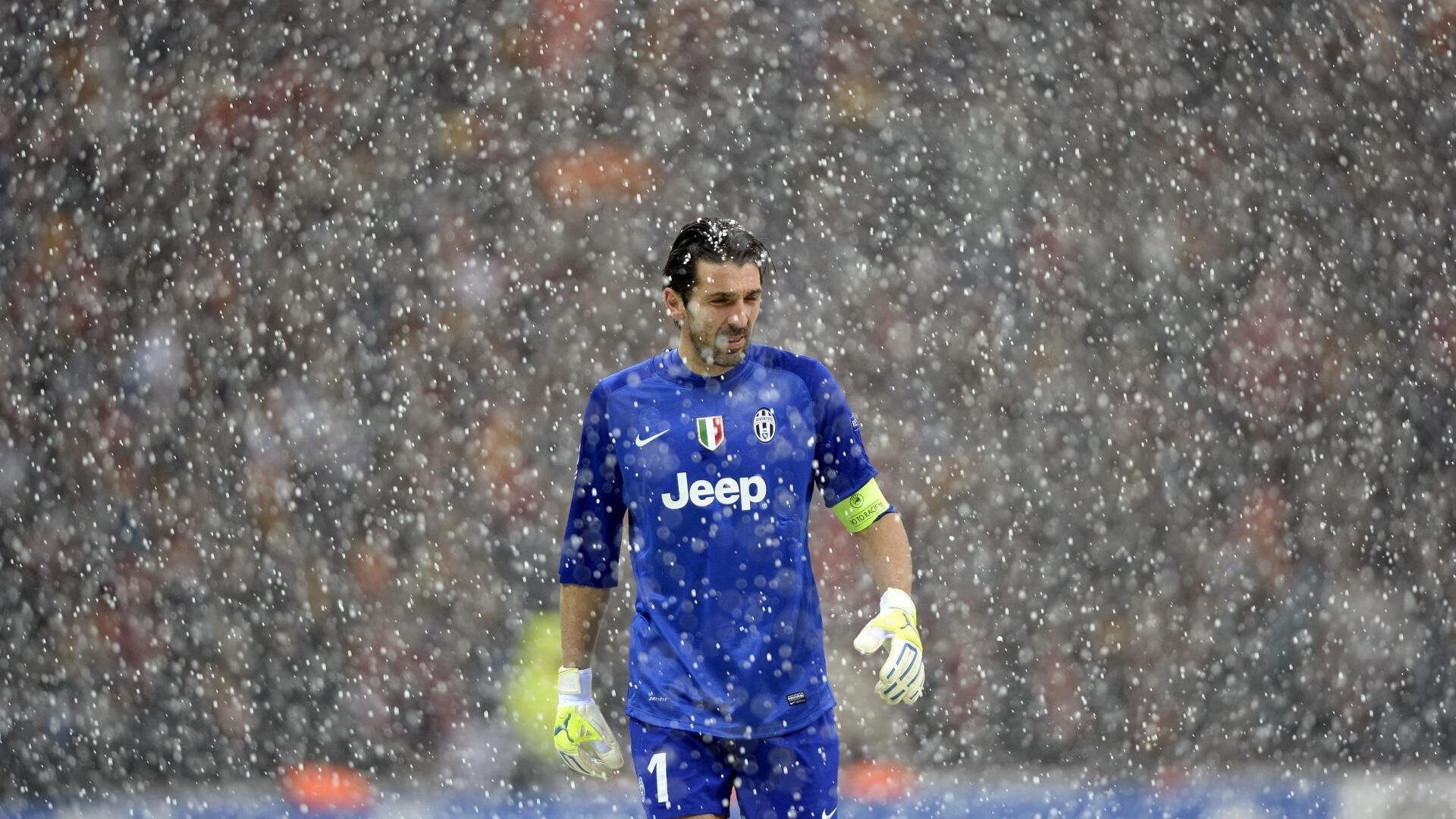 全国田径锦标赛跳远项目激战正酣 新星闪耀老将稳健